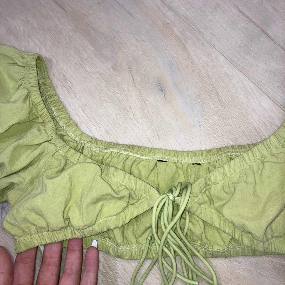 Front tie top - Picture 2 of 4